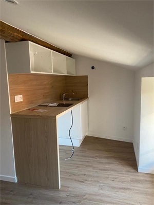 studio à la location -   69200  VENISSIEUX, surface 14 m2 location studio - UBI473902847